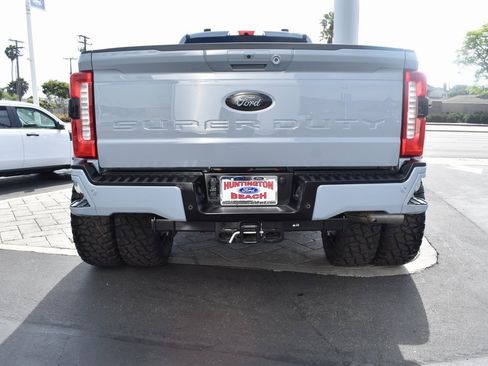Used 2025 Ford F450 Lariat w/ FX4 Off-Road Package image 14