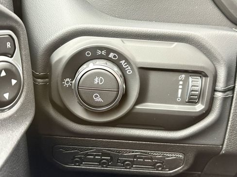 New 2026 Jeep Gladiator Sport image 12