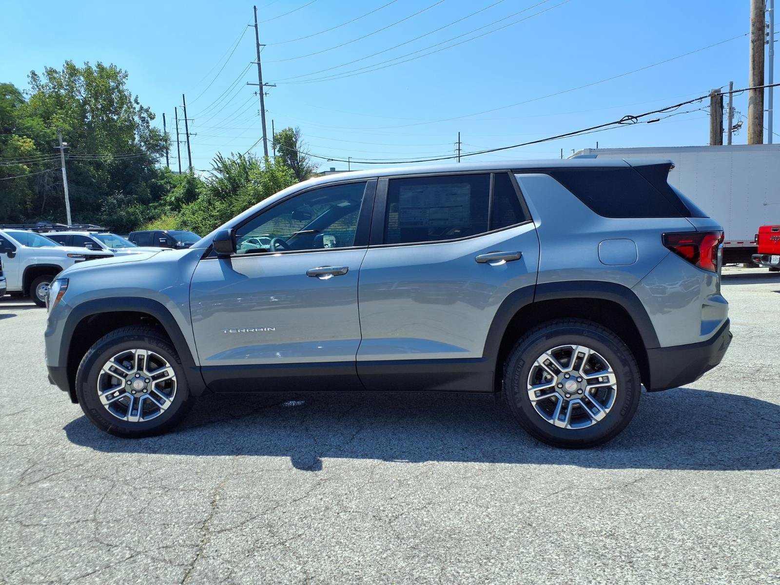 New 2027 GMC Terrain Elevation FWD image 21