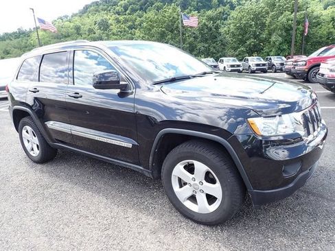 Used 2013 Jeep Grand Cherokee Laredo AWD/4WD image 8