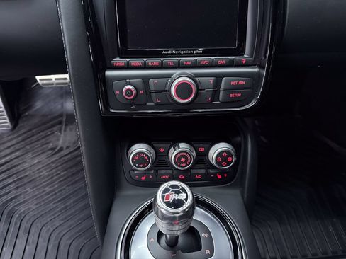 Used 2015 Audi R8 V8 AWD/4WD image 21