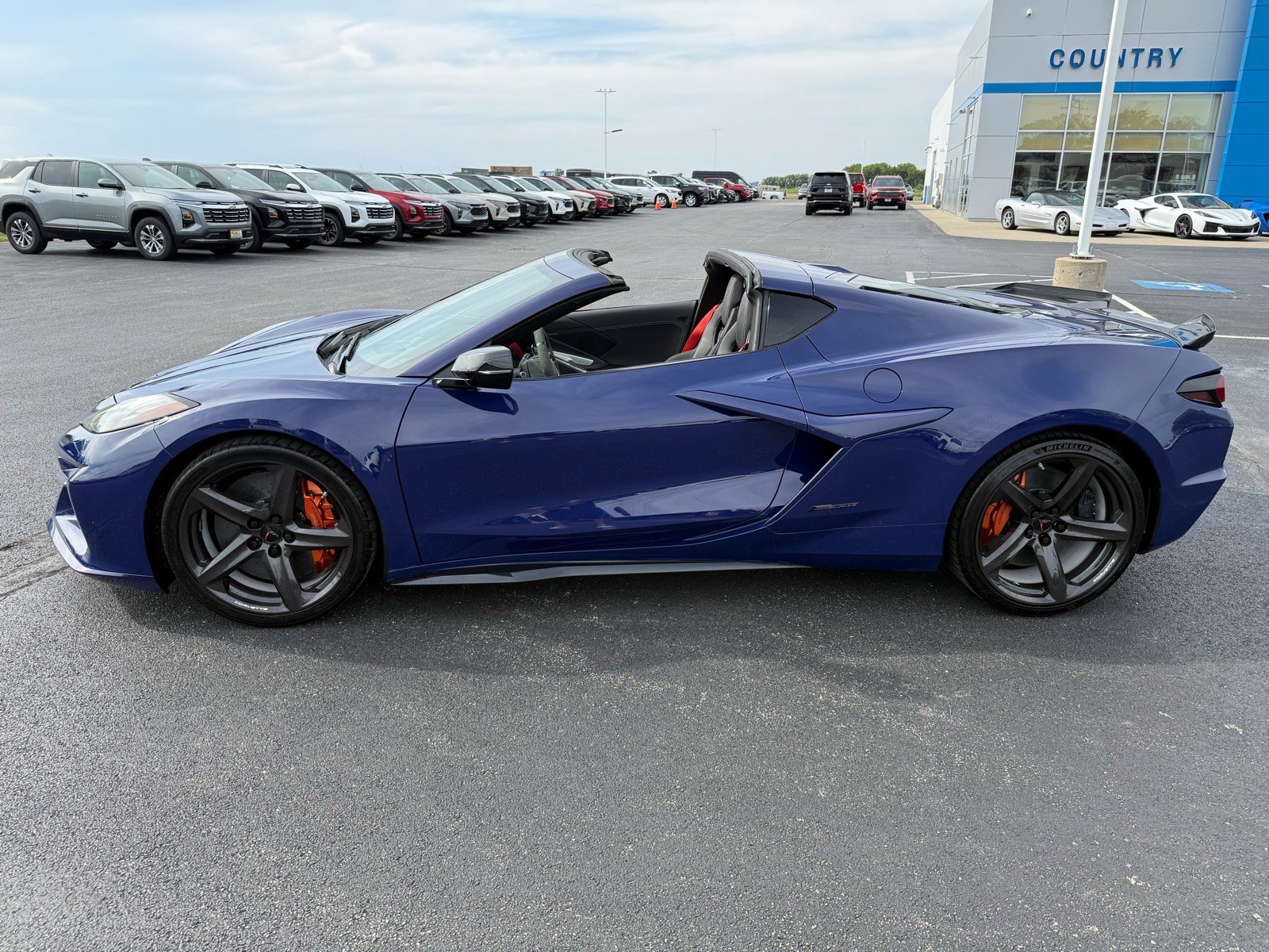 Used 2025 Chevrolet Corvette E-Ray w/ ZER Performance Package AWD/4WD image 4