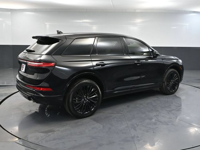 Used 2025 Lincoln Corsair Reserve w/ Jet Appearance Package AWD/4WD image 4