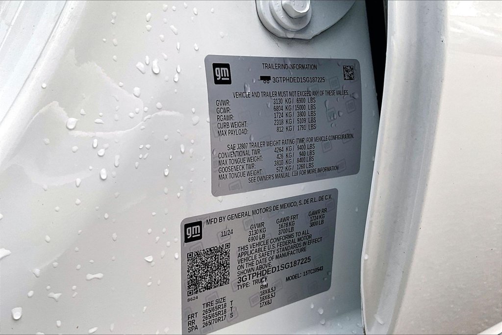 Used 2025 GMC Sierra 1500 SLT RWD image 42