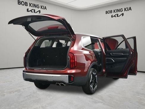 Used 2024 Kia Telluride S w/ S Sunroof Package image 29