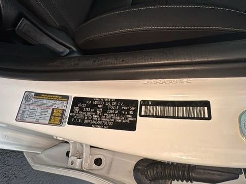 Used 2024 Kia Forte LXS image 41