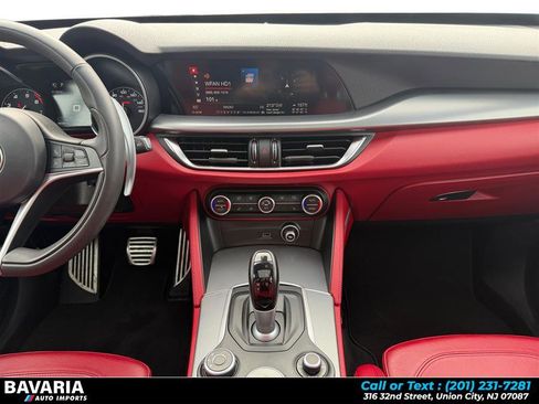 Used 2018 Alfa Romeo Stelvio Ti Sport image 15