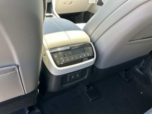 New 2027 INFINITI QX60 Luxe w/ Family Package AWD/4WD image 25