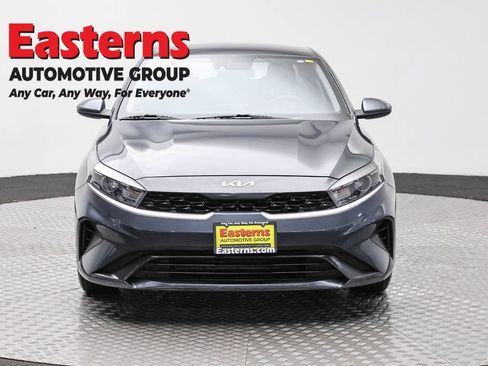 Used 2024 Kia Forte LXS FWD image 2
