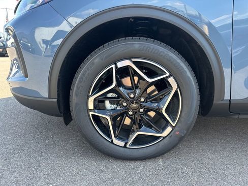 New 2026 Ford Escape Platinum w/ Premium Technology Package image 21