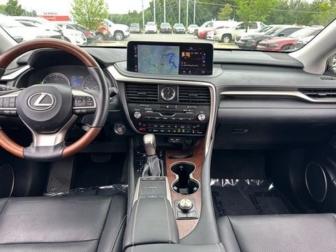 Used 2020 Lexus RX 350L FWD w/ Premium Package image 16
