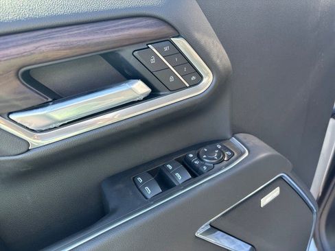 New 2026 GMC Sierra 2500 SLT w/ SLT Premium Package image 11