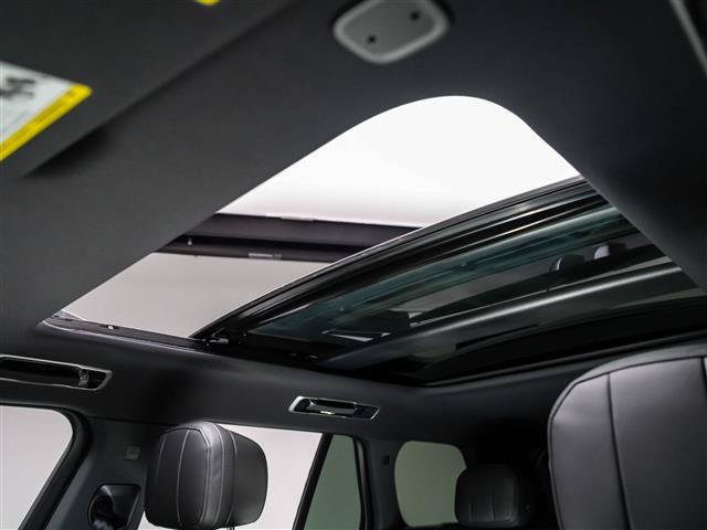 New 2026 Land Rover Range Rover SE AWD/4WD image 13