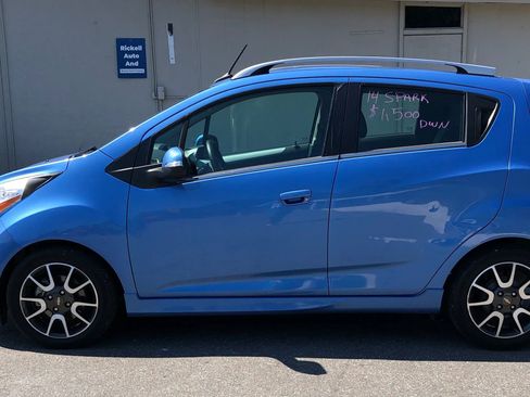 Used 2014 Chevrolet Spark LT image 6