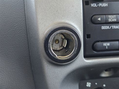 Used 2011 Ford Ranger XLT image 22