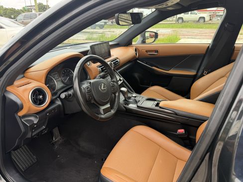 Used 2021 Lexus IS 300 AWD w/ Comfort Package image 4