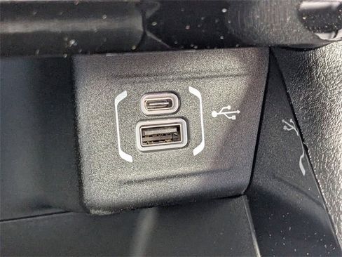 New 2026 Jeep Compass Latitude image 21