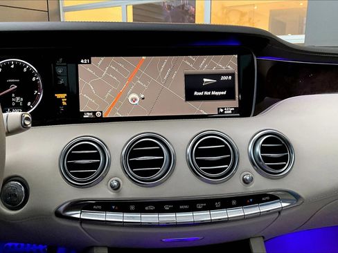 Used 2015 Mercedes-Benz S 550 4MATIC Coupe image 32