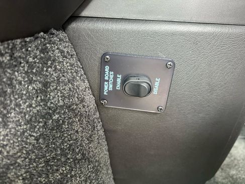 Used 2023 GMC Savana 2500 image 49