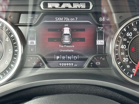 Used 2019 RAM 1500 Laramie AWD/4WD image 28