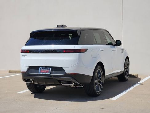 New 2026 Land Rover Range Rover Sport SE image 4