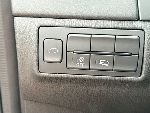 Used 2023 MAZDA CX-9 Touring AWD/4WD image 10