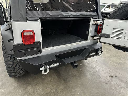 Used 2006 Jeep Wrangler Unlimited AWD/4WD image 34