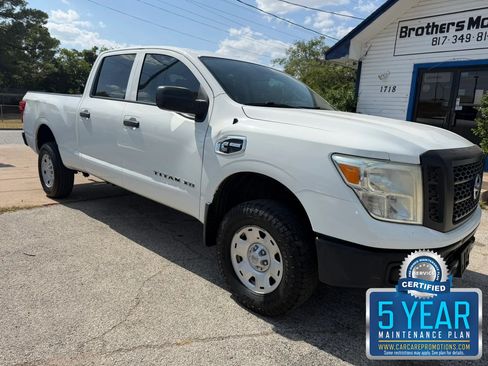 Used 2017 Nissan Titan S RWD image 1