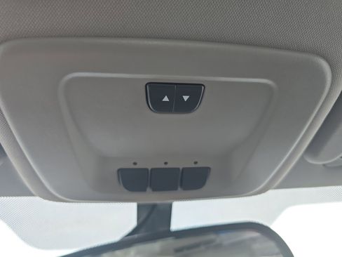 Used 2015 Chevrolet Impala LT w/ LT Sunroof Package image 31