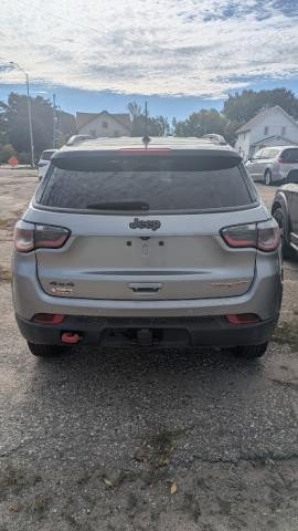 Used 2019 Jeep Compass Trailhawk w/ Leather Interior Group AWD/4WD image 6