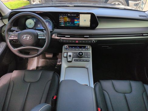 Used 2025 Hyundai Palisade SEL FWD image 14