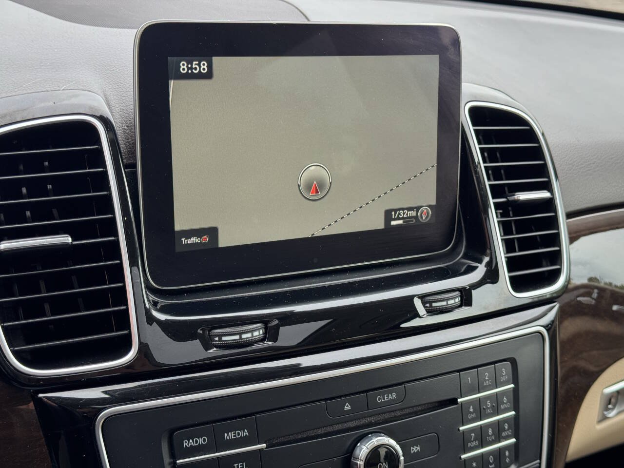 Used 2017 Mercedes-Benz GLE 350 4MATIC image 29