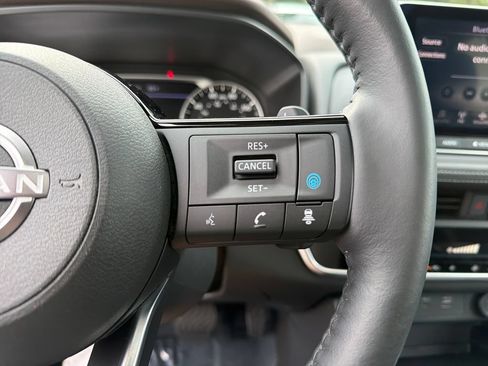 Certified 2023 Nissan Rogue SV w/ SV Premium B Package AWD/4WD image 24