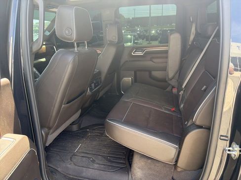 Used 2024 GMC Sierra 2500 Denali w/ Denali Reserve Package AWD/4WD image 12