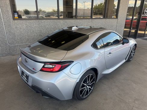 Used 2024 Toyota GR86 CAR image 34