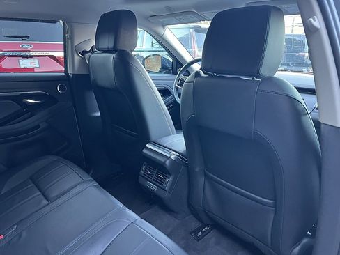 Used 2021 Land Rover Range Rover Evoque S image 31