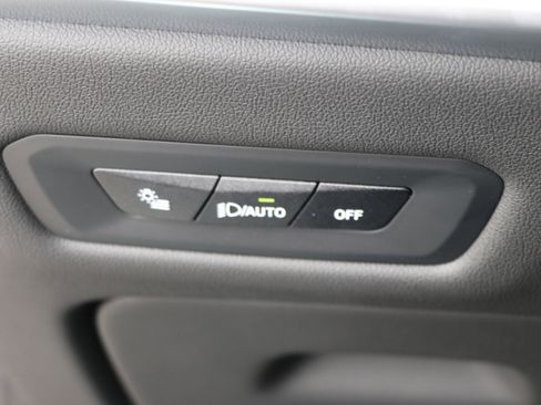 Certified 2026 BMW X5 xDrive40i w/ M Sport Package image 25