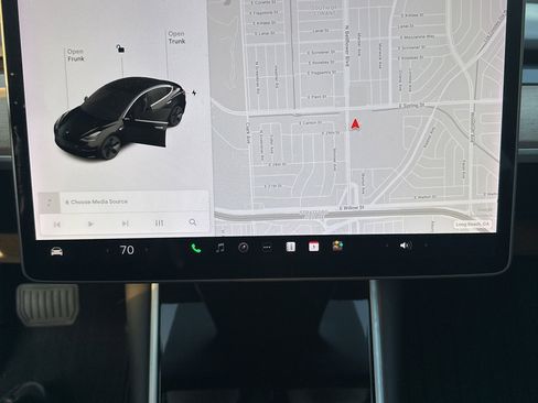 Used 2020 Tesla Model 3 Standard Range Plus image 7