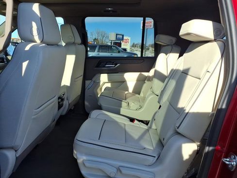 New 2026 GMC Yukon XL Denali w/ Sun & Power Step Package image 5