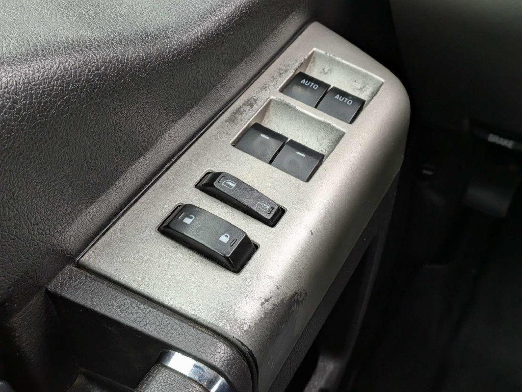 Used 2016 Ford F350 Lariat w/ Lariat Interior Package AWD/4WD image 17
