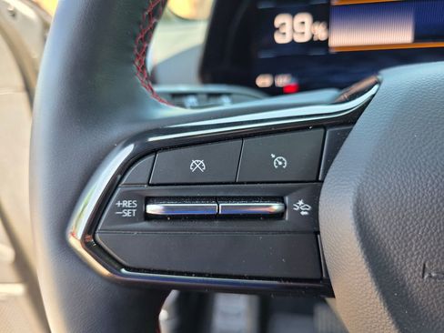 Certified 2025 Chevrolet Blazer EV RS image 22