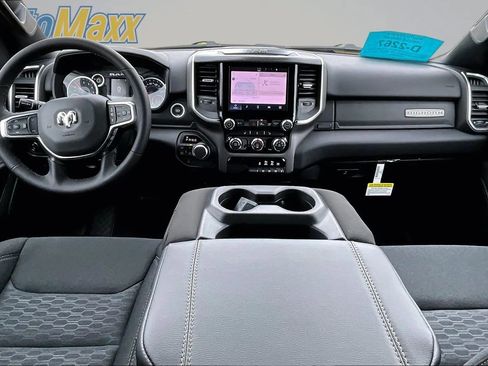 New 2026 RAM 1500 Big Horn AWD/4WD image 5