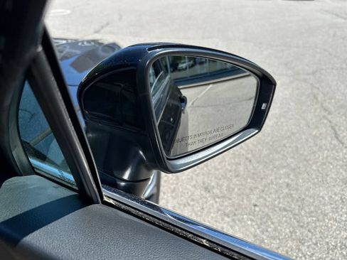 Certified 2023 Volkswagen Tiguan SE AWD/4WD image 37