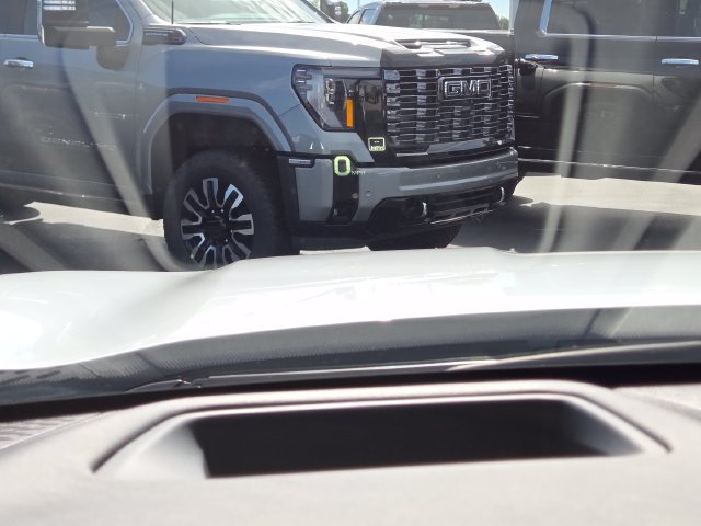 Certified 2024 GMC Acadia Denali w/ LPO, Floor Liner Package AWD/4WD image 8