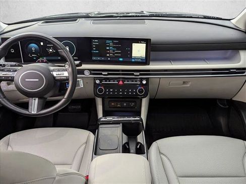 Certified 2025 Hyundai Tucson Limited image 18