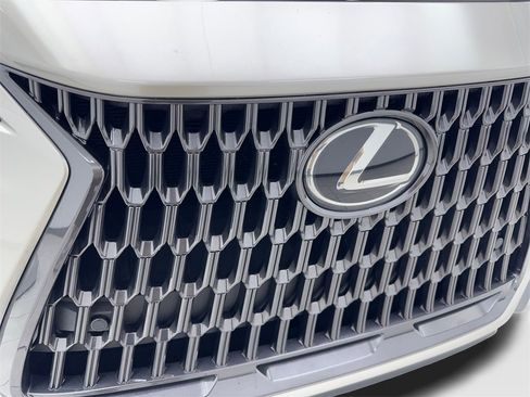 Used 2023 Lexus NX 350 AWD image 25