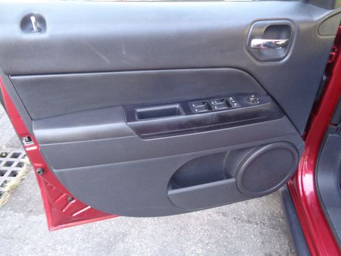 Used 2014 Jeep Patriot Sport w/ Power Value Group image 6