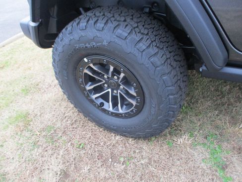 New 2025 Jeep Wrangler Willys image 16