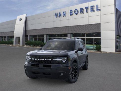 New 2025 Ford Bronco Sport Outer Banks w/ Outer Banks Tech Package+ image 2