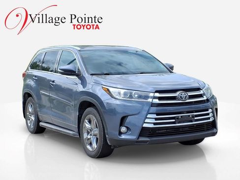 Used 2018 Toyota Highlander Limited Platinum w/ Protection Package #3 AWD/4WD image 3